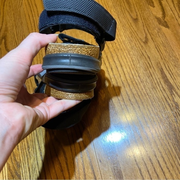 Birkenstock Velcro Sandals Size 38 - Picture 6 of 7